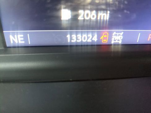 Used 2022 Chevrolet Silverado 2500 Custom w/ Custom Value Package image 19