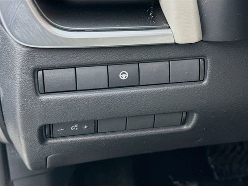 Certified 2021 Nissan Rogue SV image 15