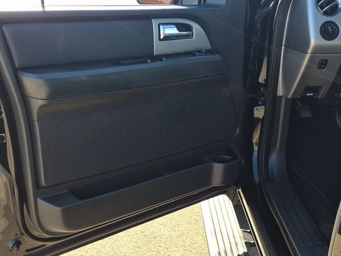 Used 2013 Ford Expedition Limited AWD/4WD image 11