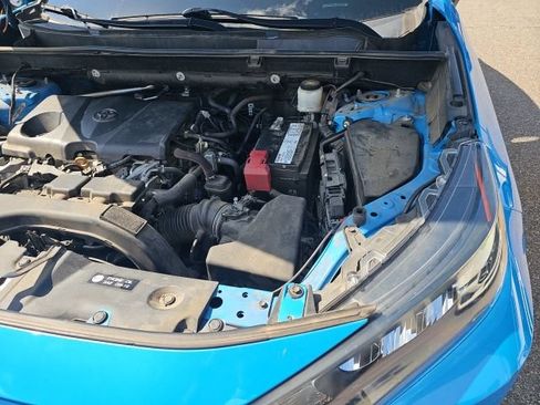 Used 2019 Toyota RAV4 LE FWD image 23