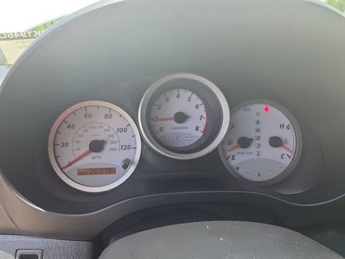 Used 2005 Toyota RAV4 2WD image 18