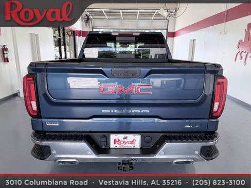 Used 2019 GMC Sierra 1500 SLT w/ SLT Premium Plus Package AWD/4WD image 5