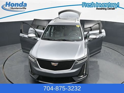 Used 2022 Cadillac XT6 Sport w/ Technology Package AWD/4WD image 29