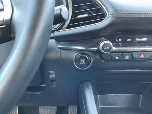 Used 2022 MAZDA MAZDA3 s AWD/4WD image 17