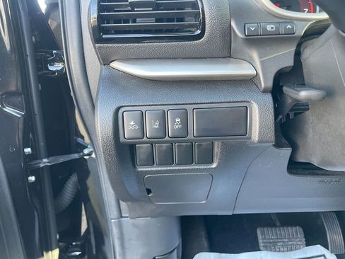 Used 2023 Mitsubishi Eclipse Cross SE image 14