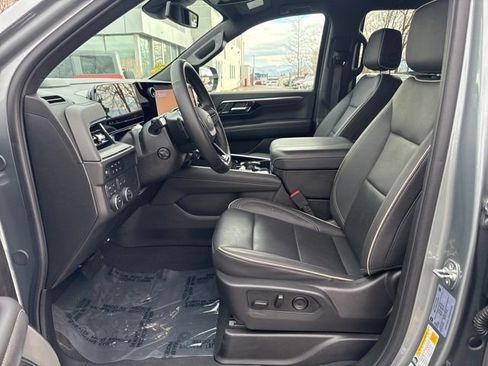 Used 2025 Chevrolet Tahoe Premier image 19