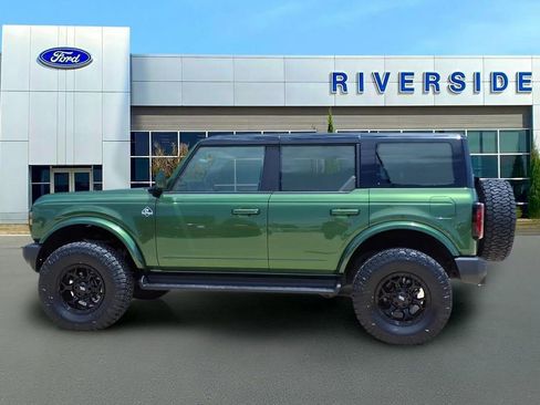 Used 2025 Ford Bronco Outer Banks AWD/4WD image 4