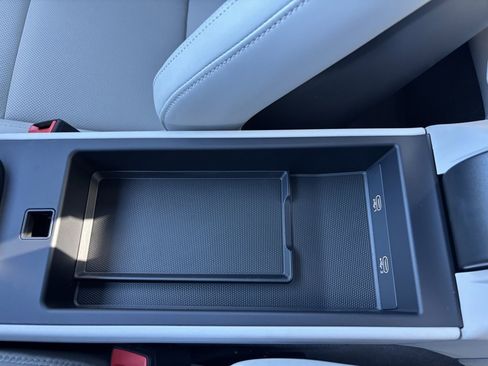 Used 2025 Porsche 911 Turbo S image 25