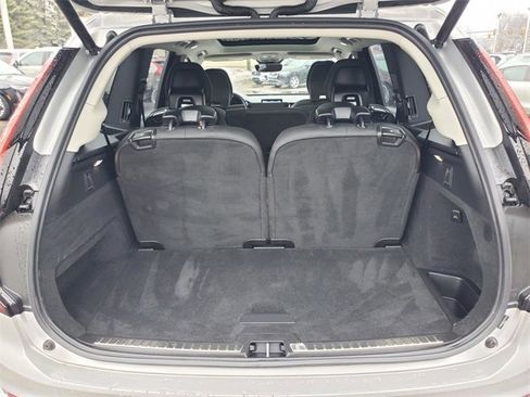 Certified 2025 Volvo XC90 B6 Plus image 35