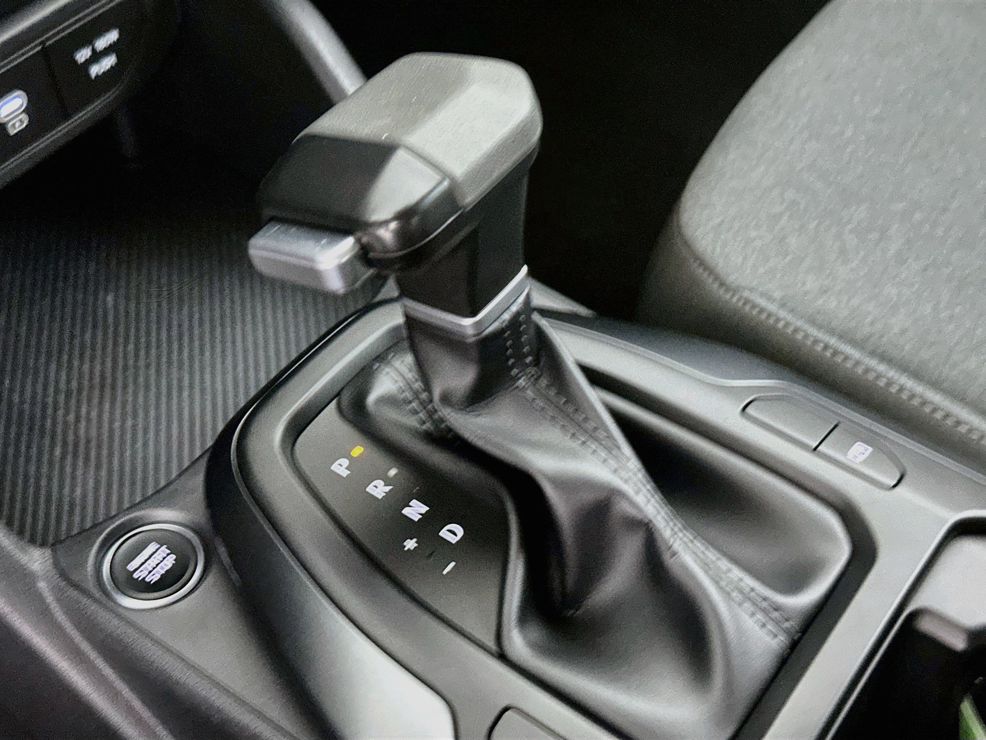 Used 2025 Kia K4 FWD image 25