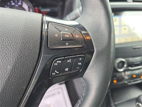 Used 2019 Ford Explorer XLT w/ Equipment Group 202A image 25