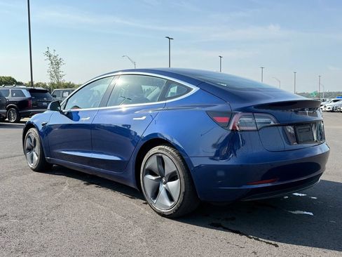 Used 2019 Tesla Model 3 RWD image 7
