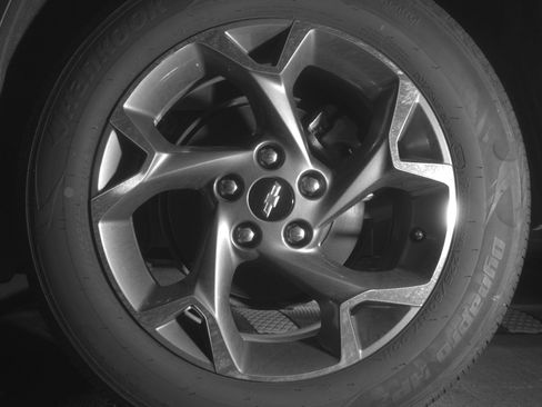 Used 2025 Chevrolet Trax LT image 14