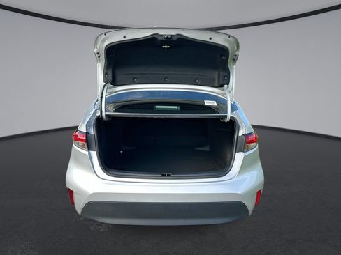 Used 2023 Toyota Corolla LE FWD image 29