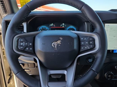 New 2025 Ford Bronco Badlands image 27
