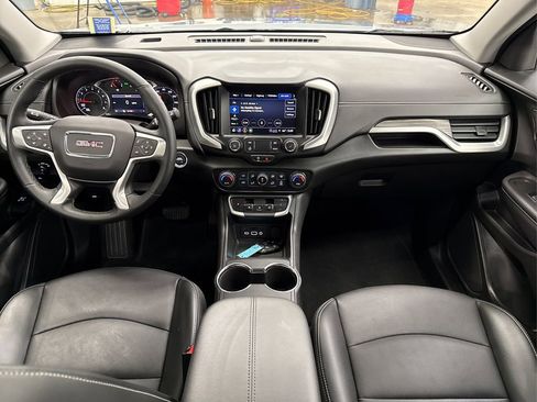 Used 2024 GMC Terrain SLT image 22