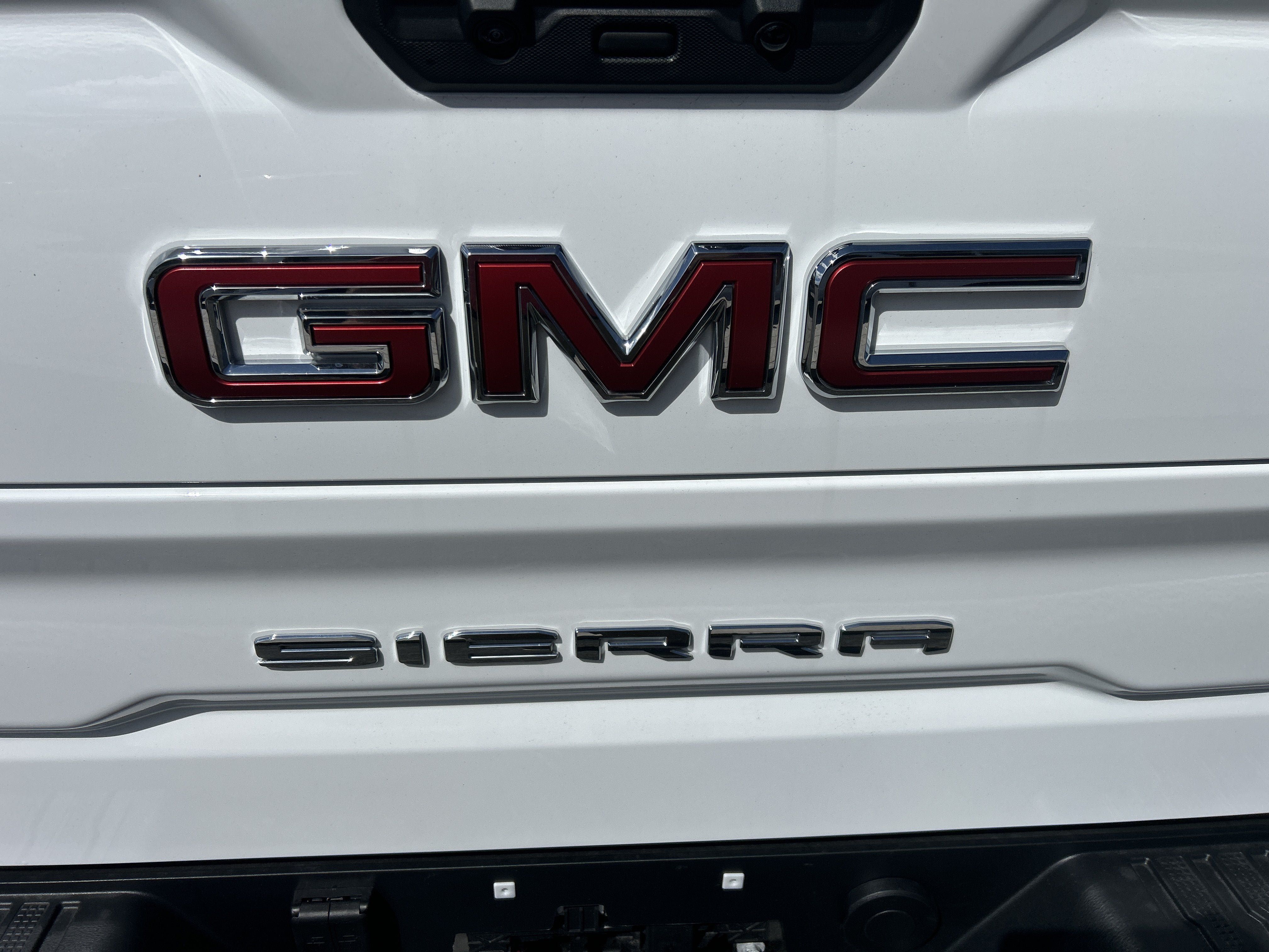 New 2026 GMC Sierra 1500 SLT w/ SLT Premium Plus Package AWD/4WD image 11