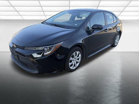 Used 2024 Toyota Corolla LE FWD image 6