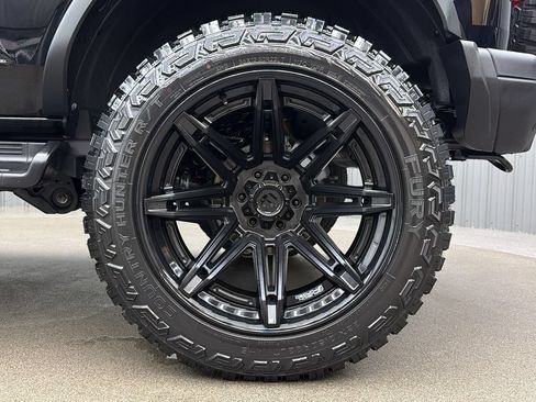Used 2026 Ford Bronco Heritage Edition AWD/4WD image 12