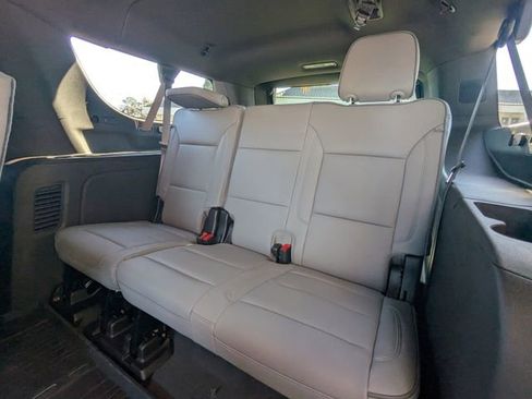 New 2026 GMC Yukon XL Elevation w/ LPO, Floor Liner Package image 15