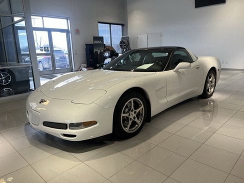 Used 1999 Chevrolet Corvette Coupe w/ Memory Pkg image 7