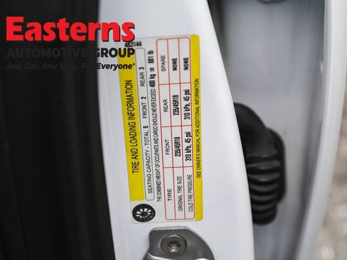 Used 2019 Tesla Model 3 Standard Range image 32