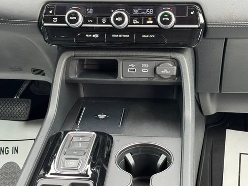 Used 2024 Honda Pilot EX-L image 14