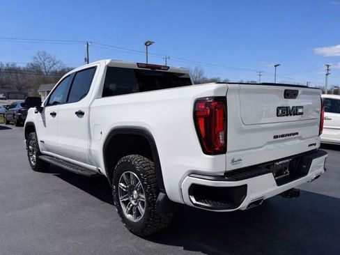 Used 2024 GMC Sierra 1500 AT4 w/ Technology Package image 7