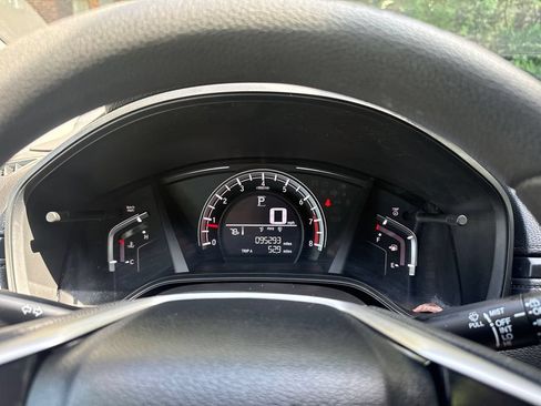 Used 2018 Honda CR-V LX image 24