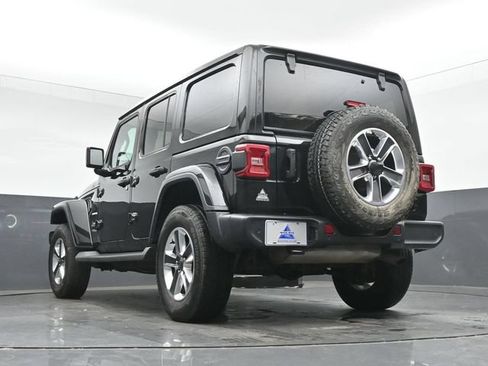 Used 2021 Jeep Wrangler Unlimited Sahara AWD/4WD image 37