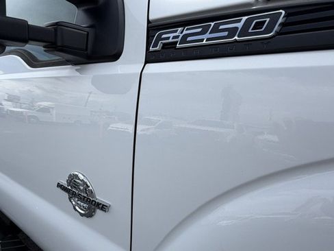 Used 2015 Ford F250 XL w/ Power Equipment Group AWD/4WD image 18