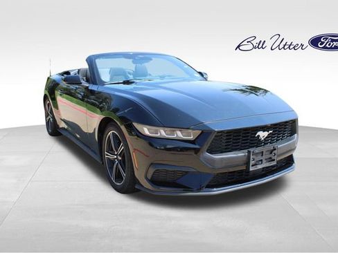 Certified 2024 Ford Mustang Convertible image 3