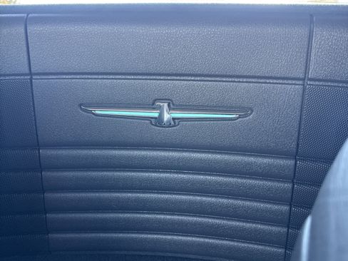 Used 2002 Ford Thunderbird image 19