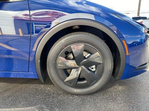 New 2026 Toyota Prius Plug-In Hybrid image 19