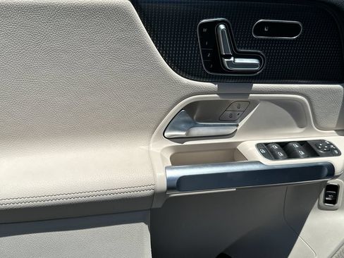 Used 2023 Mercedes-Benz EQB 250+ w/ Exclusive Package image 10