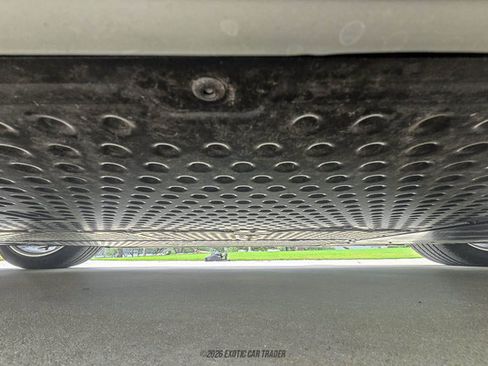 Used 2005 Ford GT RWD image 73