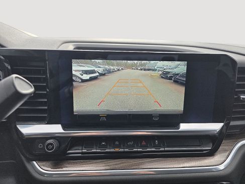 Used 2022 Chevrolet Silverado 1500 LT image 16