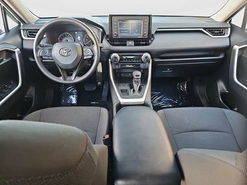 Certified 2022 Toyota RAV4 LE FWD image 18