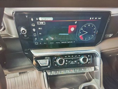 Used 2024 GMC Sierra 2500 Denali w/ Denali Reserve Package image 10