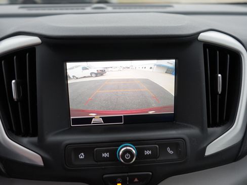 Used 2022 GMC Terrain SLE w/ Driver Convenience Package image 15