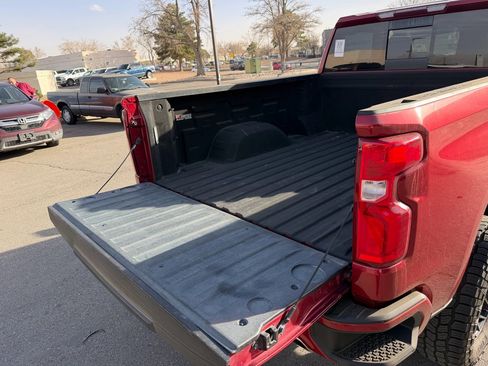 Used 2019 Chevrolet Silverado 1500 RST w/ All-Star Edition image 9