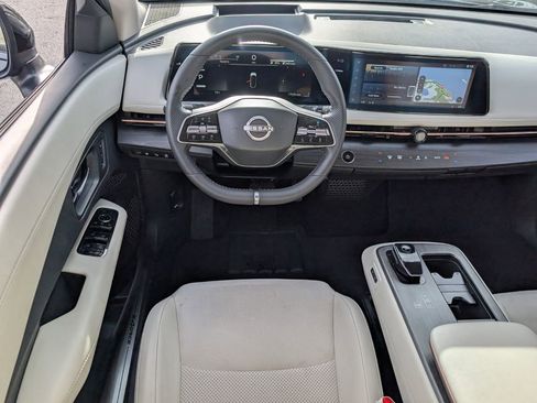 Used 2023 Nissan Ariya AWD image 13