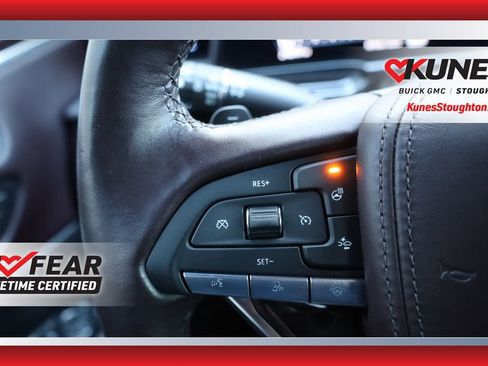 Used 2024 Cadillac Escalade ESV Sport Platinum w/ LPO, ONYX Package image 62