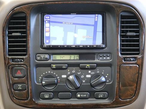 Used 1999 Toyota Land Cruiser AWD/4WD image 88