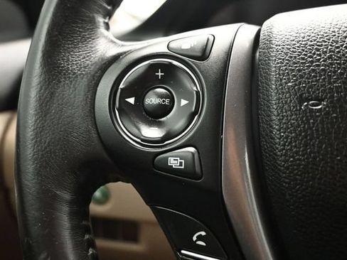 Used 2017 Honda Pilot EX-L image 18