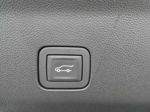 New 2026 GMC Yukon Elevation w/ Elevation Premium Package image 38