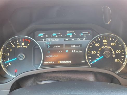 Used 2017 Ford F150 Lariat w/ Equipment Group 502A Luxury image 12