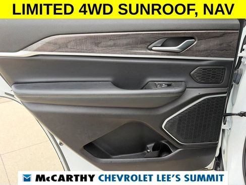 Used 2021 Jeep Grand Cherokee L Limited AWD/4WD image 41