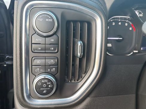 Used 2022 GMC Sierra 1500 SLT w/ SLT Premium Package AWD/4WD image 16