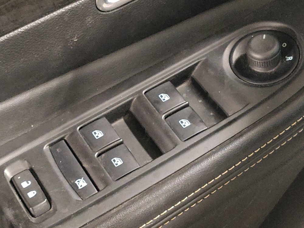 Used 2014 Buick Encore Convenience FWD image 27